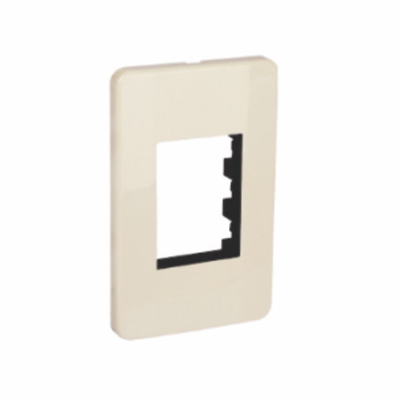 PLACA DE 3 SALIDAS LINEA TRADIZIONE 658